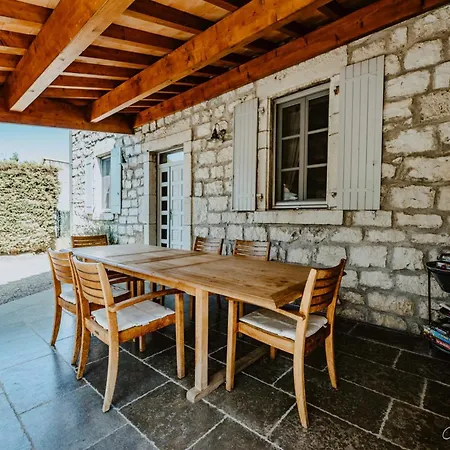 Otel La Mathilde En Famille Avec Piscine Ruoms